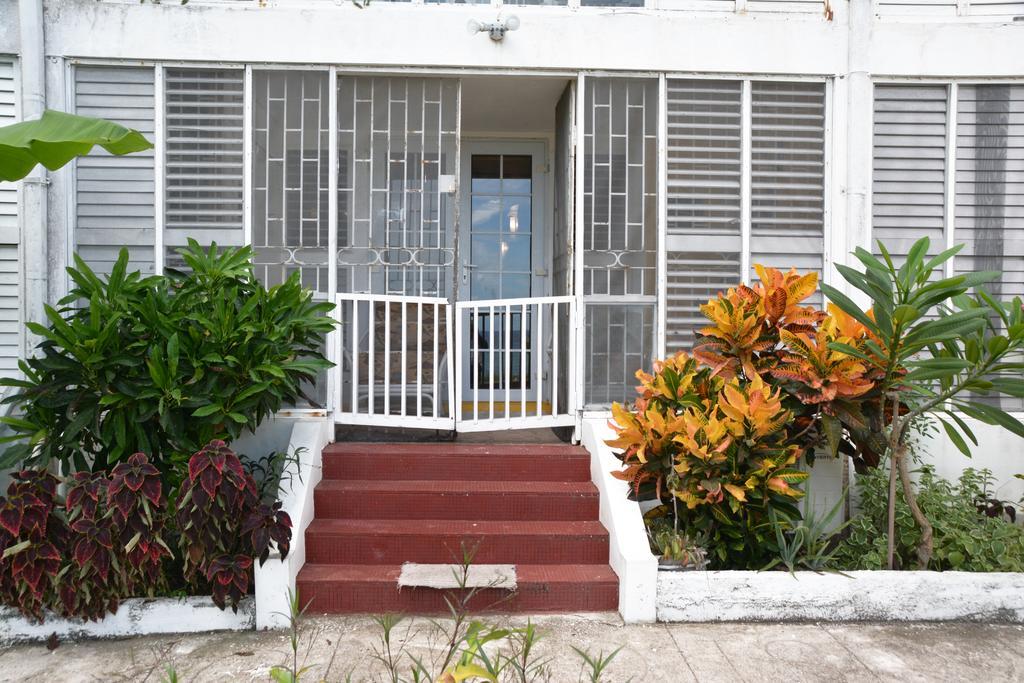 Seacastles By The Beach/Pool Montego Bay Exterior foto