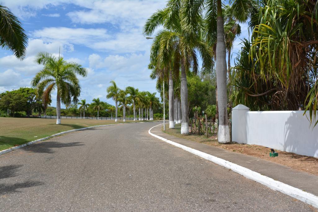 Seacastles By The Beach/Pool Montego Bay Exterior foto